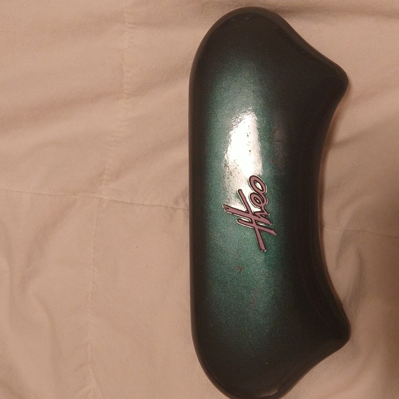 Theo hardshell eyeglass case - Picture 2 of 5